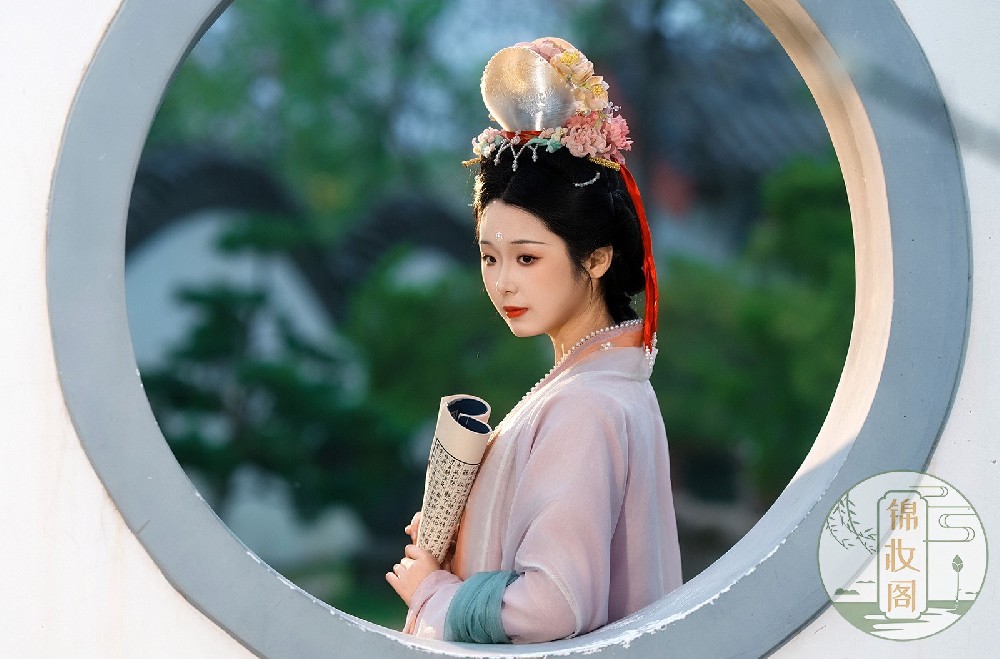 开封铁塔公园宋制汉服拍摄